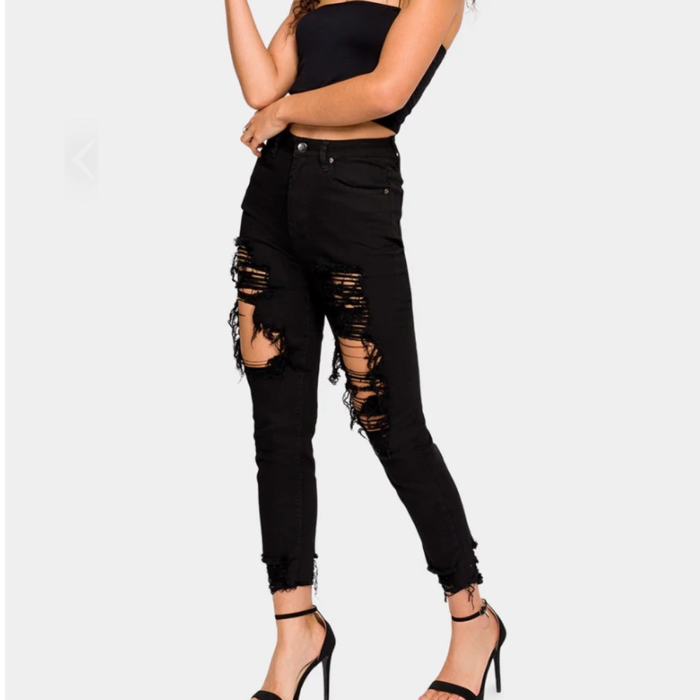DESTROYED HIGH RISE SKINNY JEANS